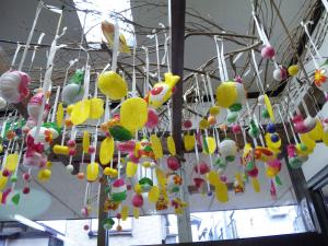 まゆ玉を飾りました。|「山田花店」　（新潟県燕市の花屋）のブログ